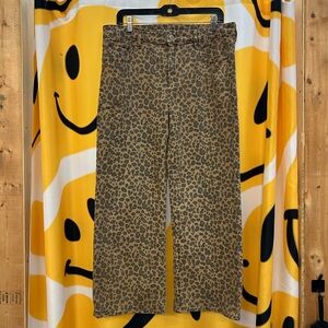 American Eagle Leopard Print Women’s Pants